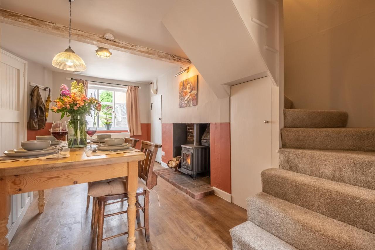 Heavenly 16Th Century Cottage In Pretty Rural Village - Swan'S Nest Boxford  Exterior foto